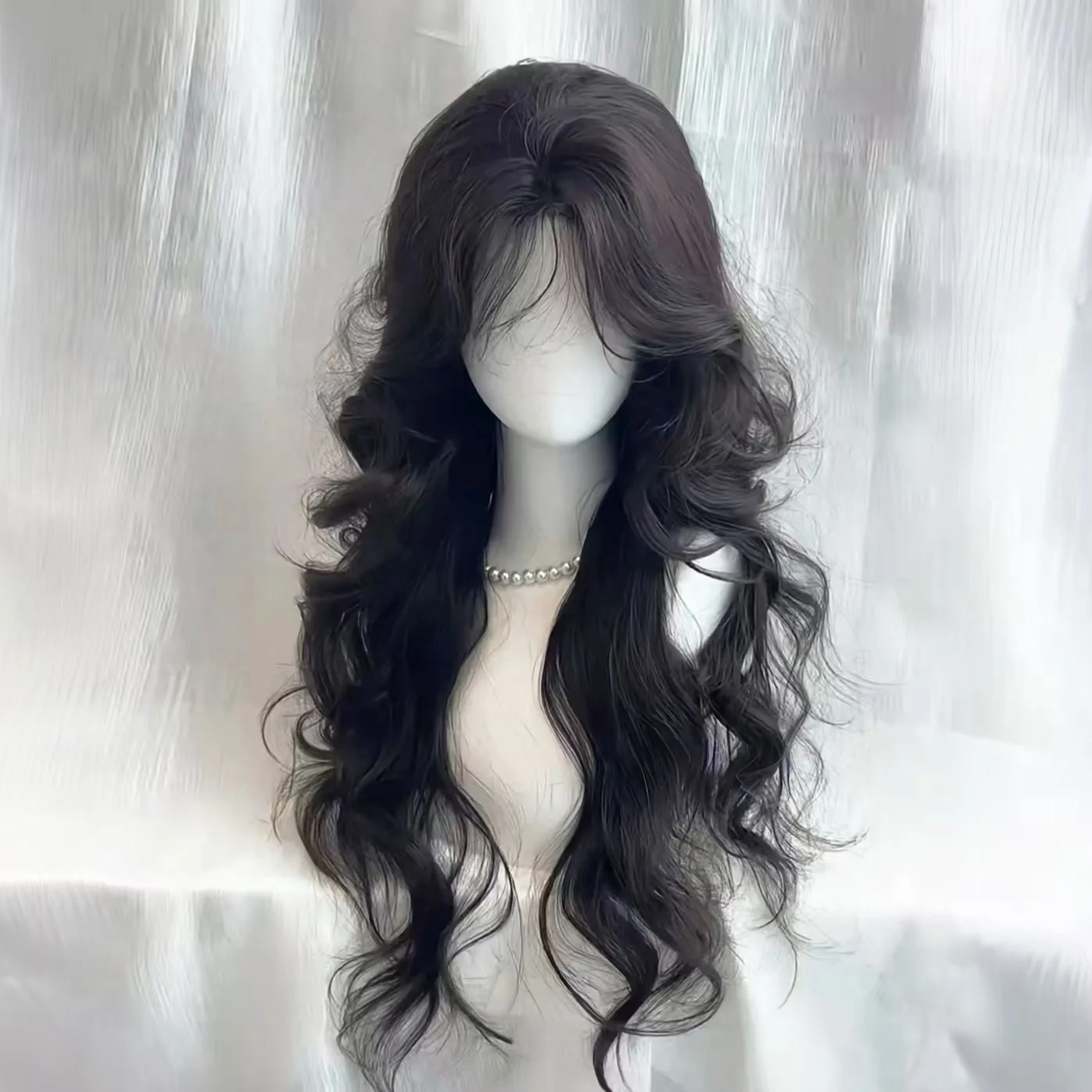 Lolita Black Wig for Women Long Wavy Hair 75cm Curly Wig with Bangs Cosplay Headband Wigs Synthetic Wigs for Daily Use