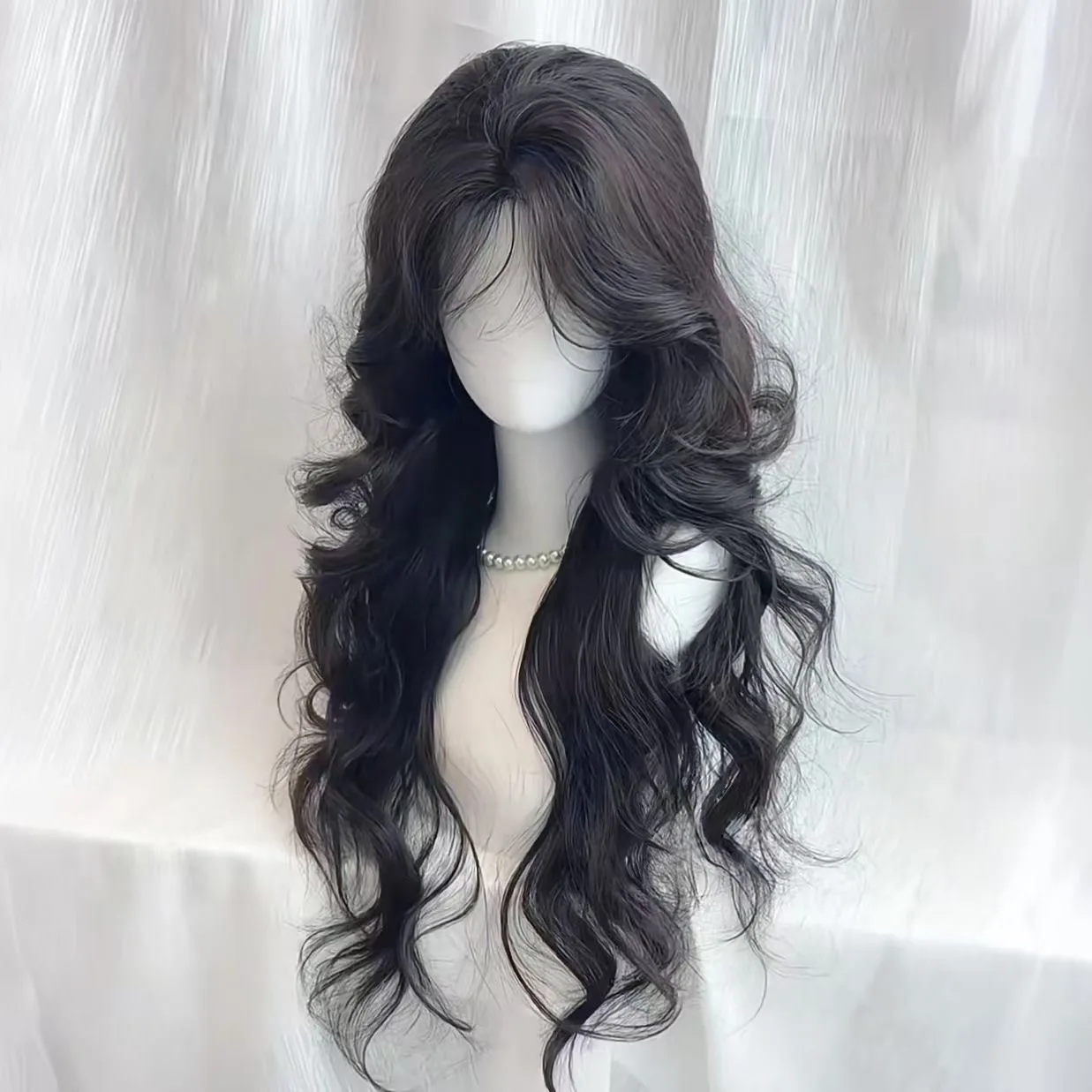 Lolita Black Wig for Women Long Wavy Hair 75cm Curly Wig with Bangs Cosplay Headband Wigs Synthetic Wigs for Daily Use thumbnail 2
