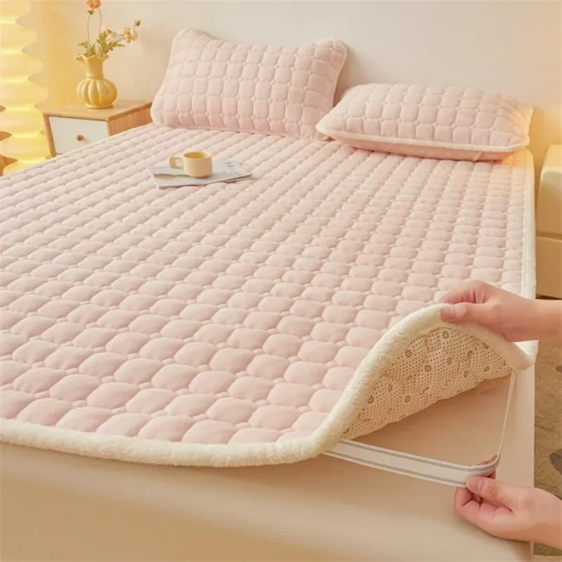 Class A Thickened Milk Fleece Mattress Winter Warm Fleece Bed Cover Student Dormitory Mat Quilt thumbnail 6