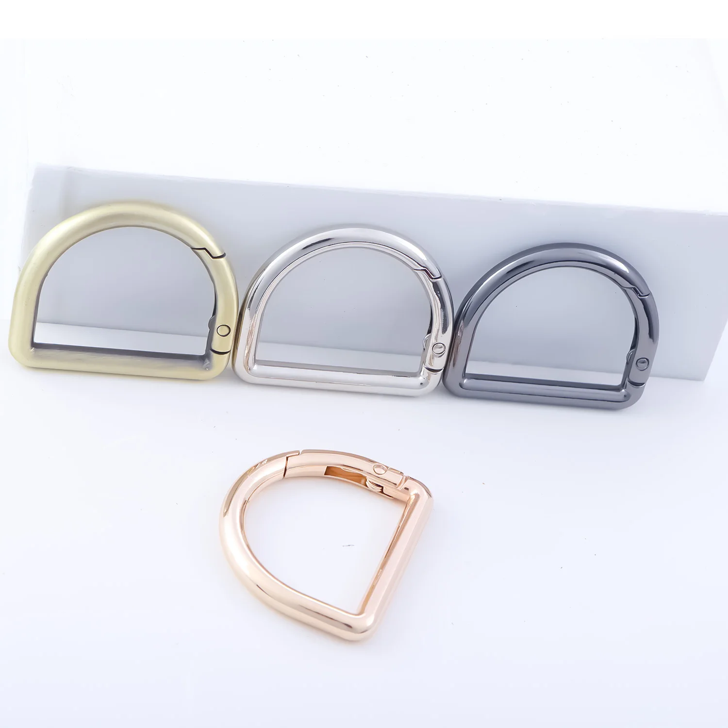 5Pcs D Ring Spring Key Hooks Metal Keyring Clip Spring Ring Buckles Clasp for Belt Backpack Bag Handbag Purse Strap Keychain thumbnail 5