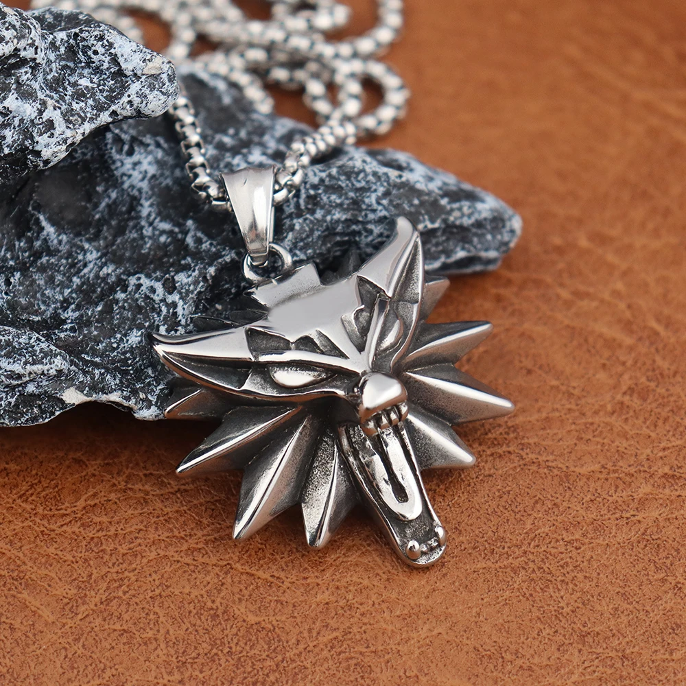 Stainless Steel Wizard 3 Wolf Head Pendant Retro Style Geralt of Rivia Men's Necklace Popular Medieval Witcher Jewelry Wholesale thumbnail 2