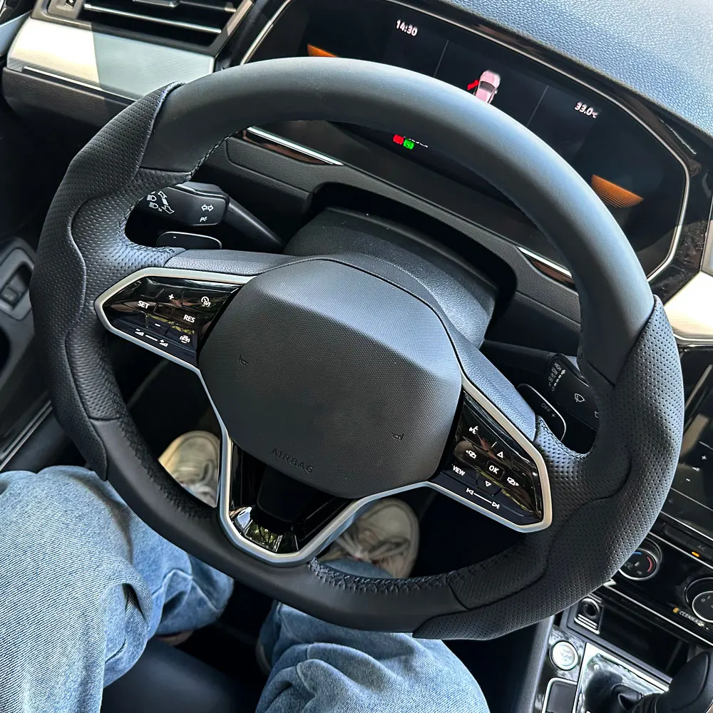 2PCS Universal Round Car Steering Wheel Cover Winter Fur Warm Carbon Fiber Leather Anti-slip Protective Case luxury Accessories thumbnail 4