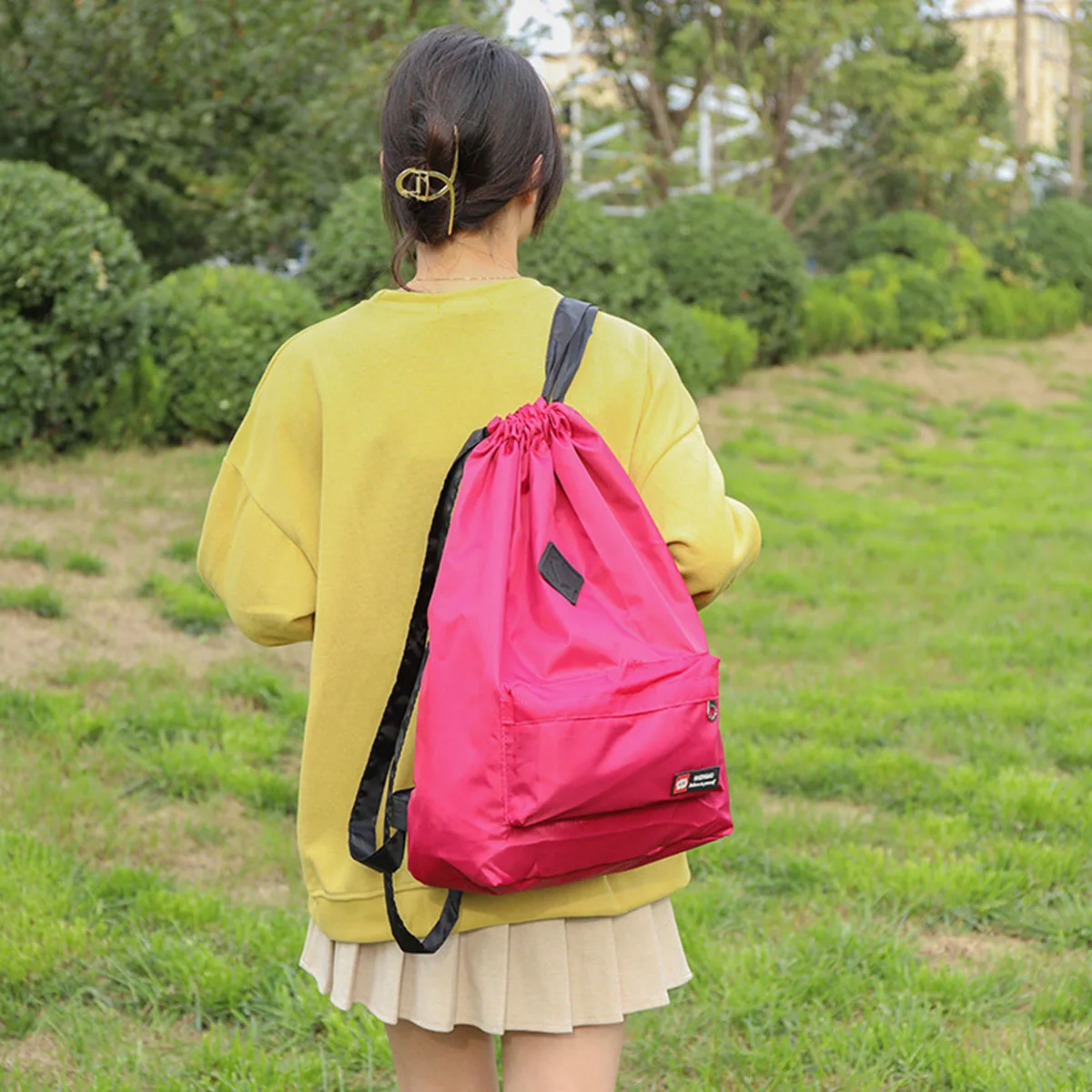 Women's Outdoor Oxford Cloth Drawstring Bag Lightweight Nylon Sports Travel Backpack Large Capacity Versatile Hiking Bag thumbnail 2