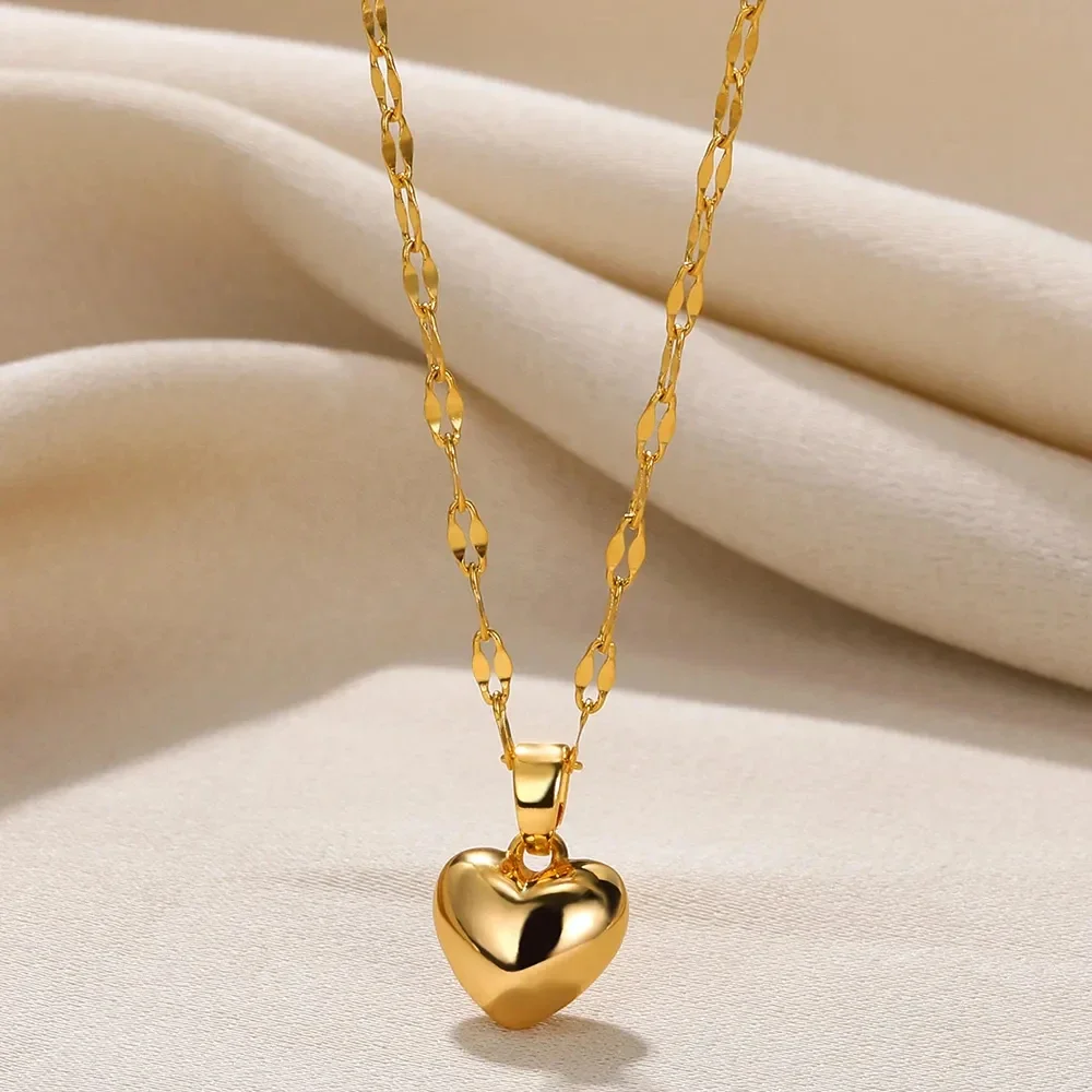 Stainless Steel Love Heart Necklace For Women 2025 New Trendy Lip Chain Simple Luxury Love Pendant Necklace Jewelry Gift thumbnail 2