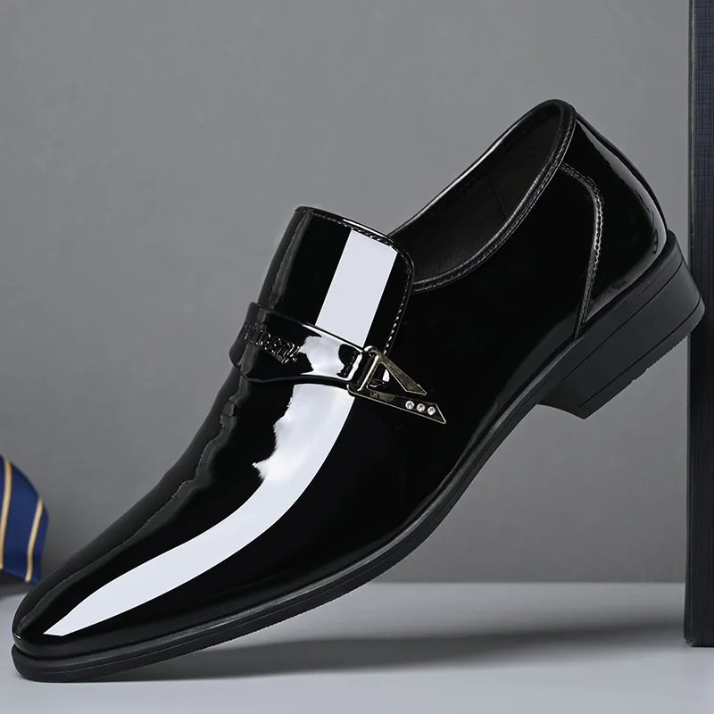White Leather Shoes for Men 2025 New Patent Leather Business Men Casual Shoes Slip on Party Dress Footwear Pointed Toe Loafers thumbnail 4