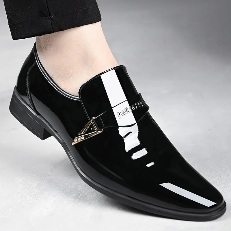 White Leather Shoes for Men 2025 New Patent Leather Business Men Casual Shoes Slip on Party Dress Footwear Pointed Toe Loafers thumbnail 5