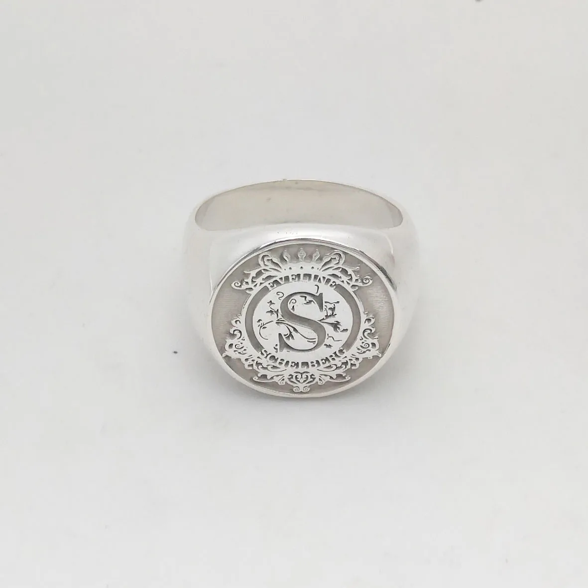 Custom Engraved 17mm Round Top Ring Engraved Signet Ring Personalize Engraving Letters Logo Rings Fashion Men Copper Jewelry thumbnail 2
