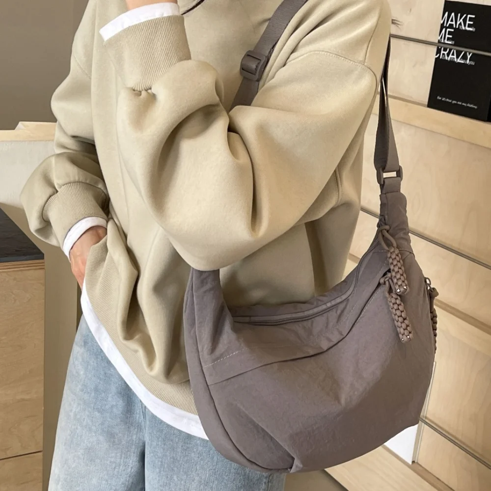 Canvas Crossbody Bags Large Capacity Korean Simplified Shoulder Bag Lightweight Solid Color Dumpling Bag Sports Travel Hobos Bag thumbnail 4