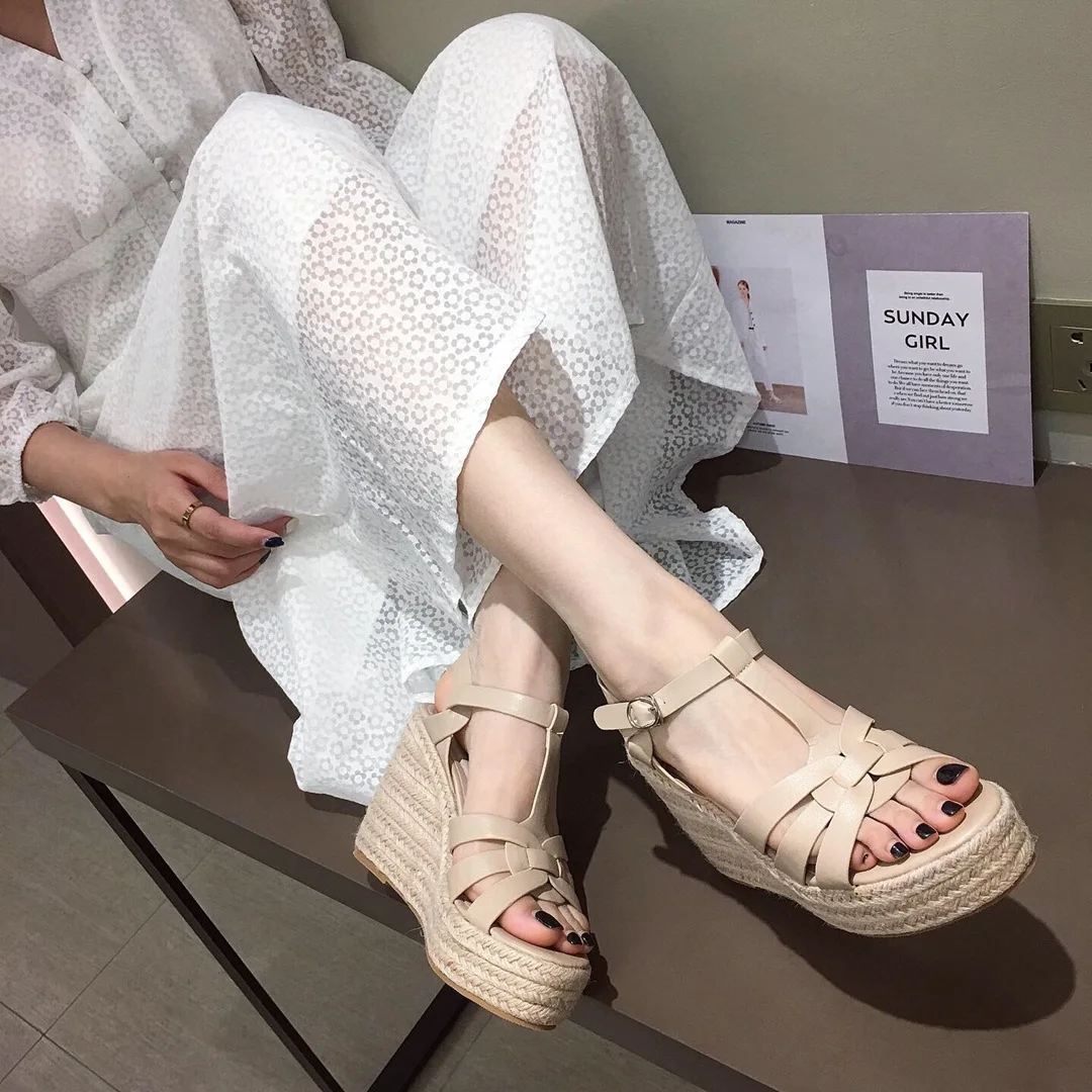 Large Size Women's Wedged Sandals 2025 Summer Female Students Platform High Heels Thick Soled Ladies T-buckle Strap Roman Shoes thumbnail 3