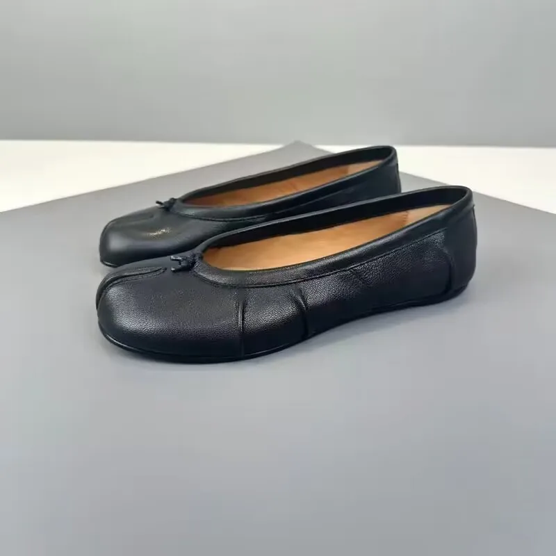 Fashion Hot PU Leather Tabi Shoes Women Handmade Women Flats High Quality Shoes Luxury Design Split-Toe Mules Shoes thumbnail 2