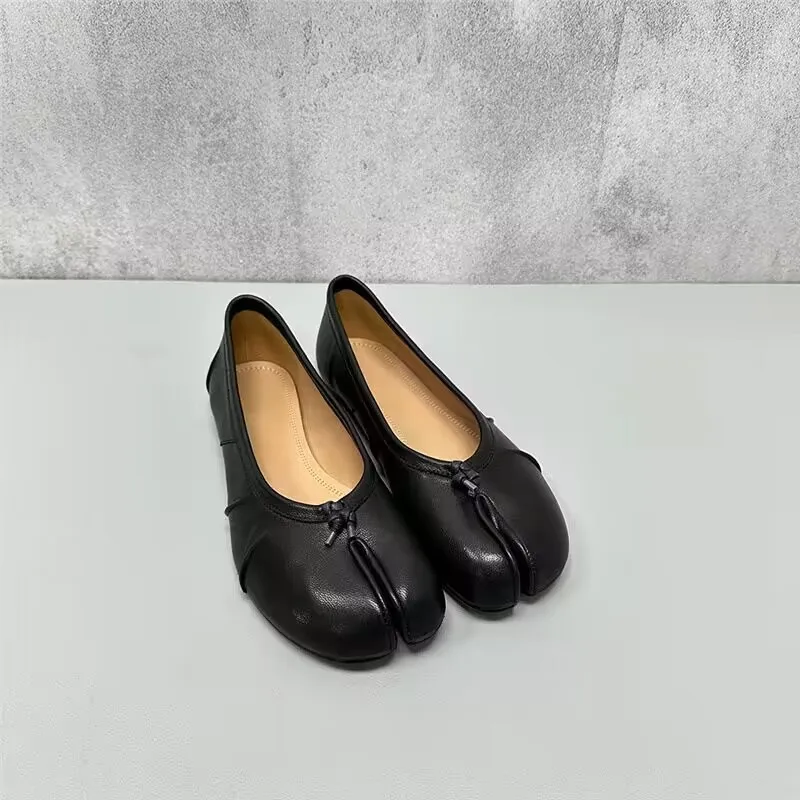Fashion Hot PU Leather Tabi Shoes Women Handmade Women Flats High Quality Shoes Luxury Design Split-Toe Mules Shoes thumbnail 3