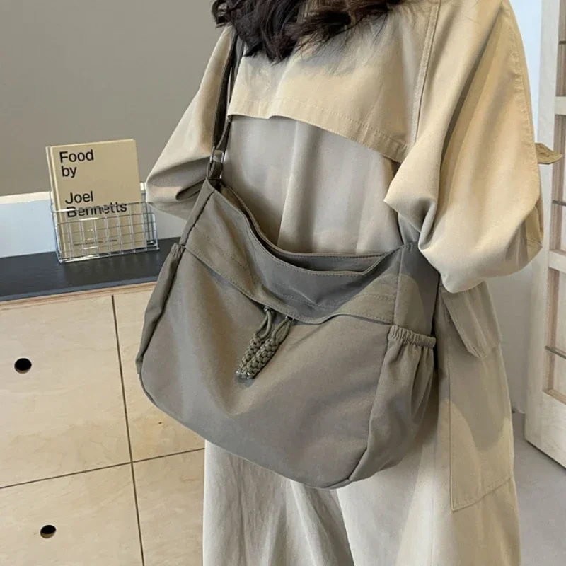 Casual Nylon Hobos Crossbody Bags Solid Zipper Women's Bags 2025 Fashion High Capacity Solid Color Single Shoulder Totes Bag thumbnail 3