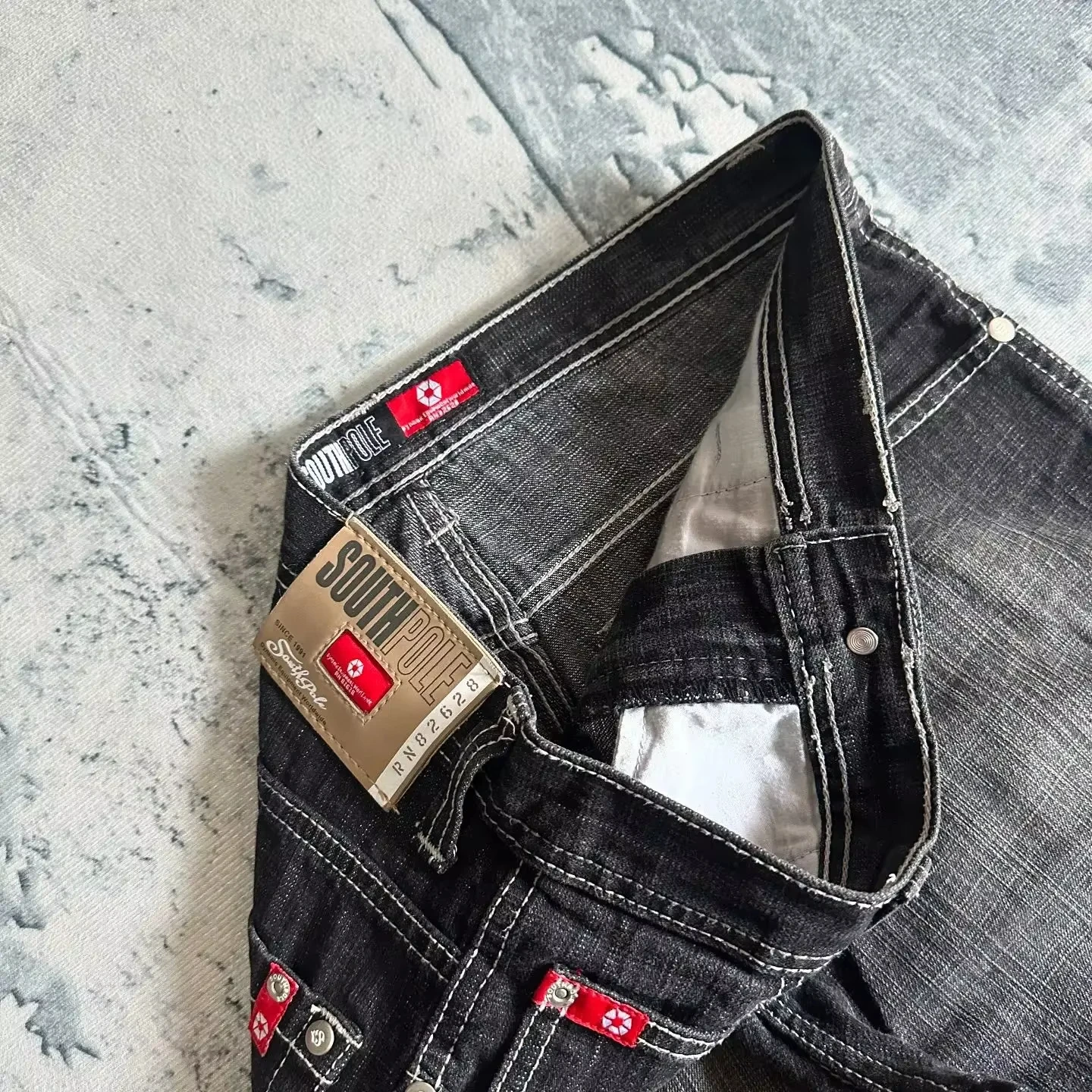 American Fashion Hip Hop Joker Oversized Jeans Women Street Y2K New Clearance Spot Hot Mopping Wide-leg Pants Unisex Loose Jeans thumbnail 4