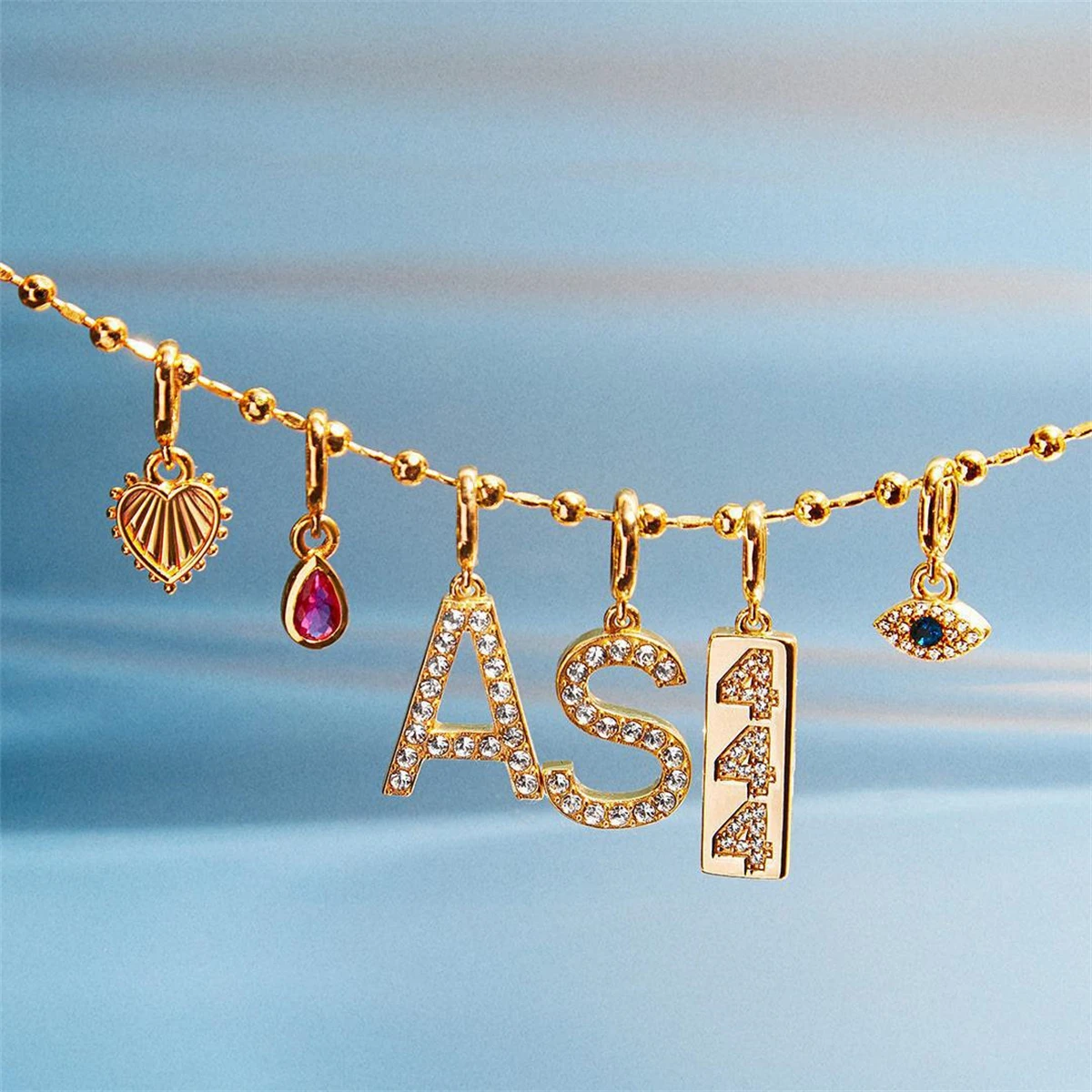 Small pendant with love, yin-yang, airplane letters, smiling face, horseshoe pendant, gold-plated and color preserved thumbnail 4
