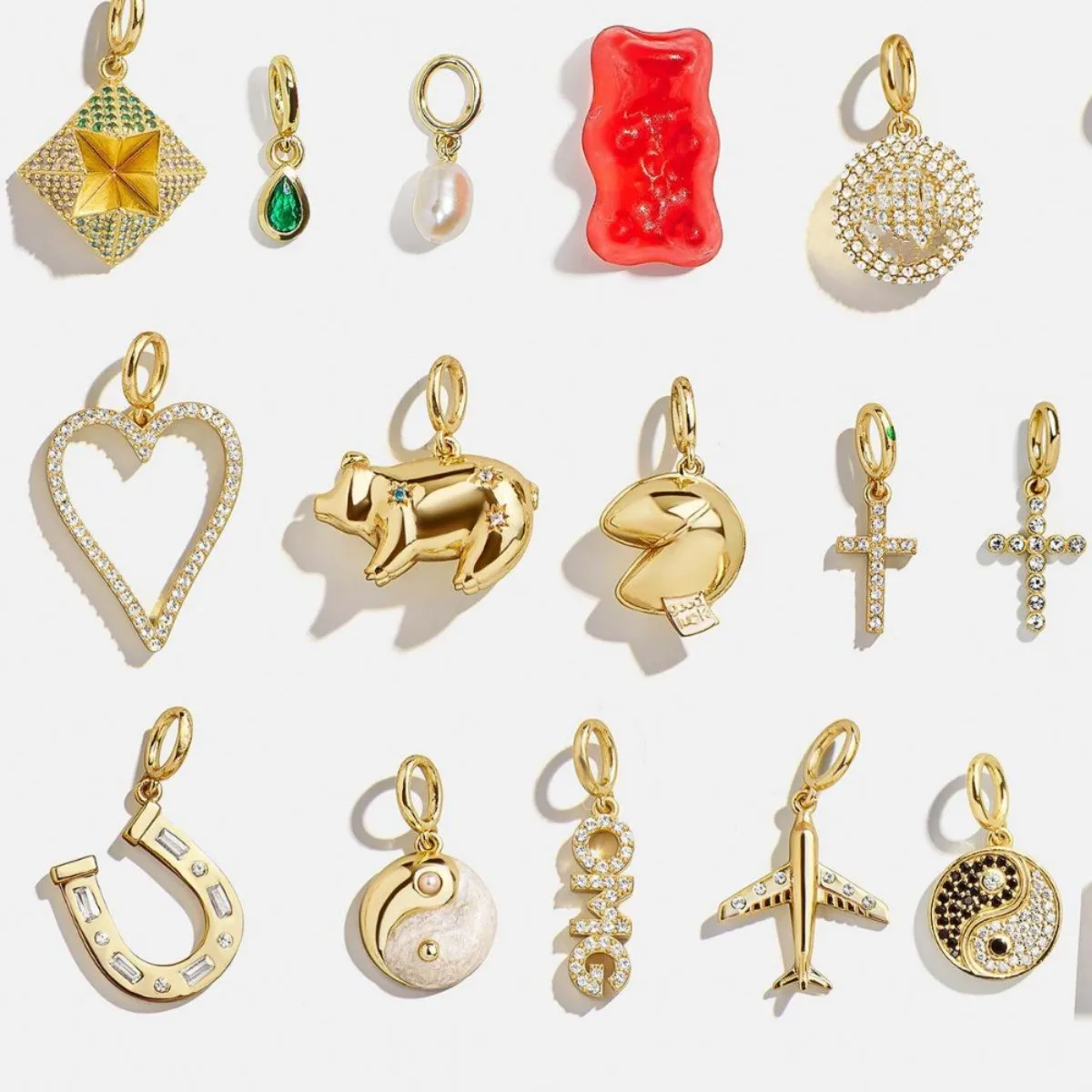 Small pendant with love, yin-yang, airplane letters, smiling face, horseshoe pendant, gold-plated and color preserved thumbnail 2