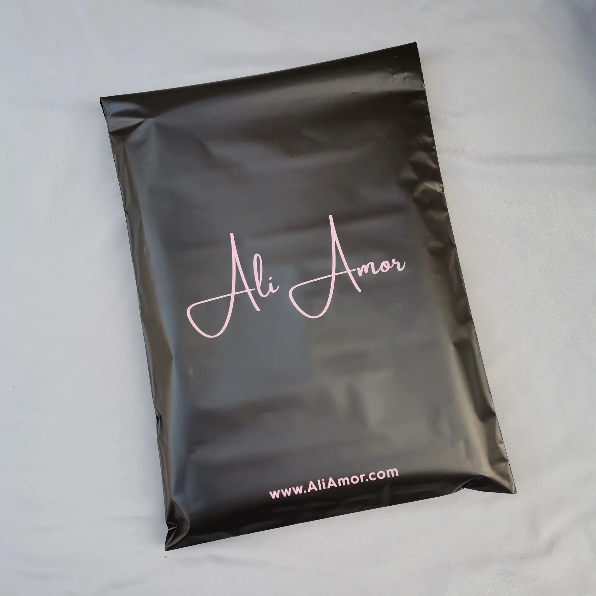 Black express bag gift packaging mail bag waterproof plastic bag transportation product self-sealed bag custom printing logo thumbnail 3