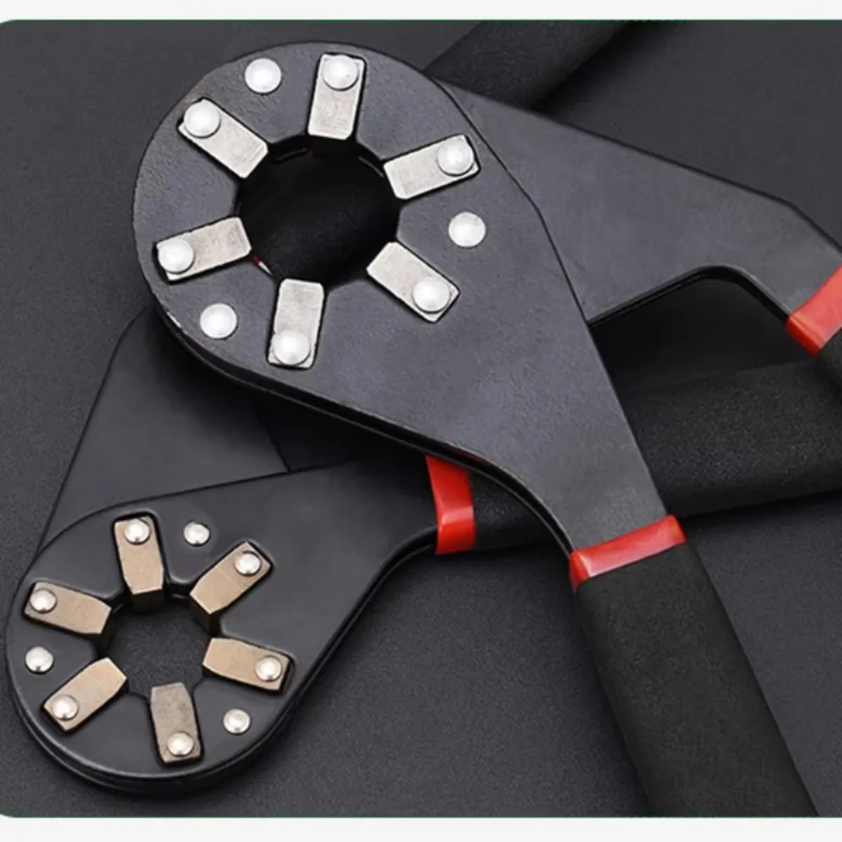 6/8 Inch Magic Wrench Household Maintenance Adjustable Twisting Hand Clamping Socket Outer Hexagonal Multifunctional Tool thumbnail 3