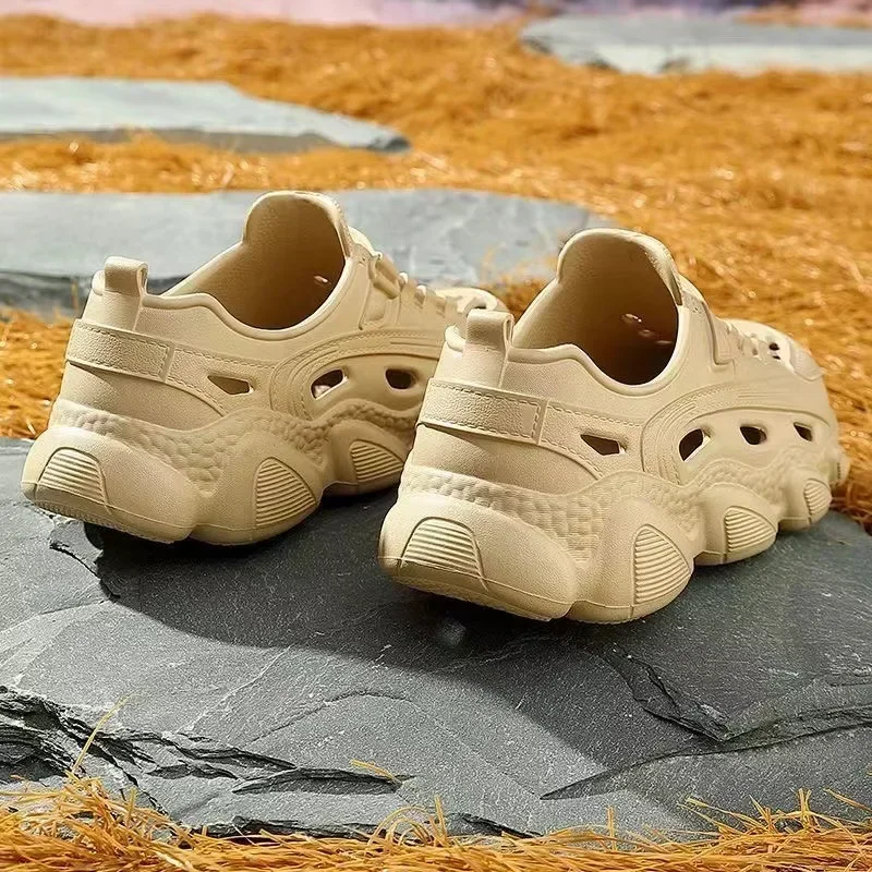 Trendy Men's Sandals Outdoor Wear Thickened Anti-slip Wear-resistant Fashion EVA Moulded Couples Clog Shoes Wholesale thumbnail 4