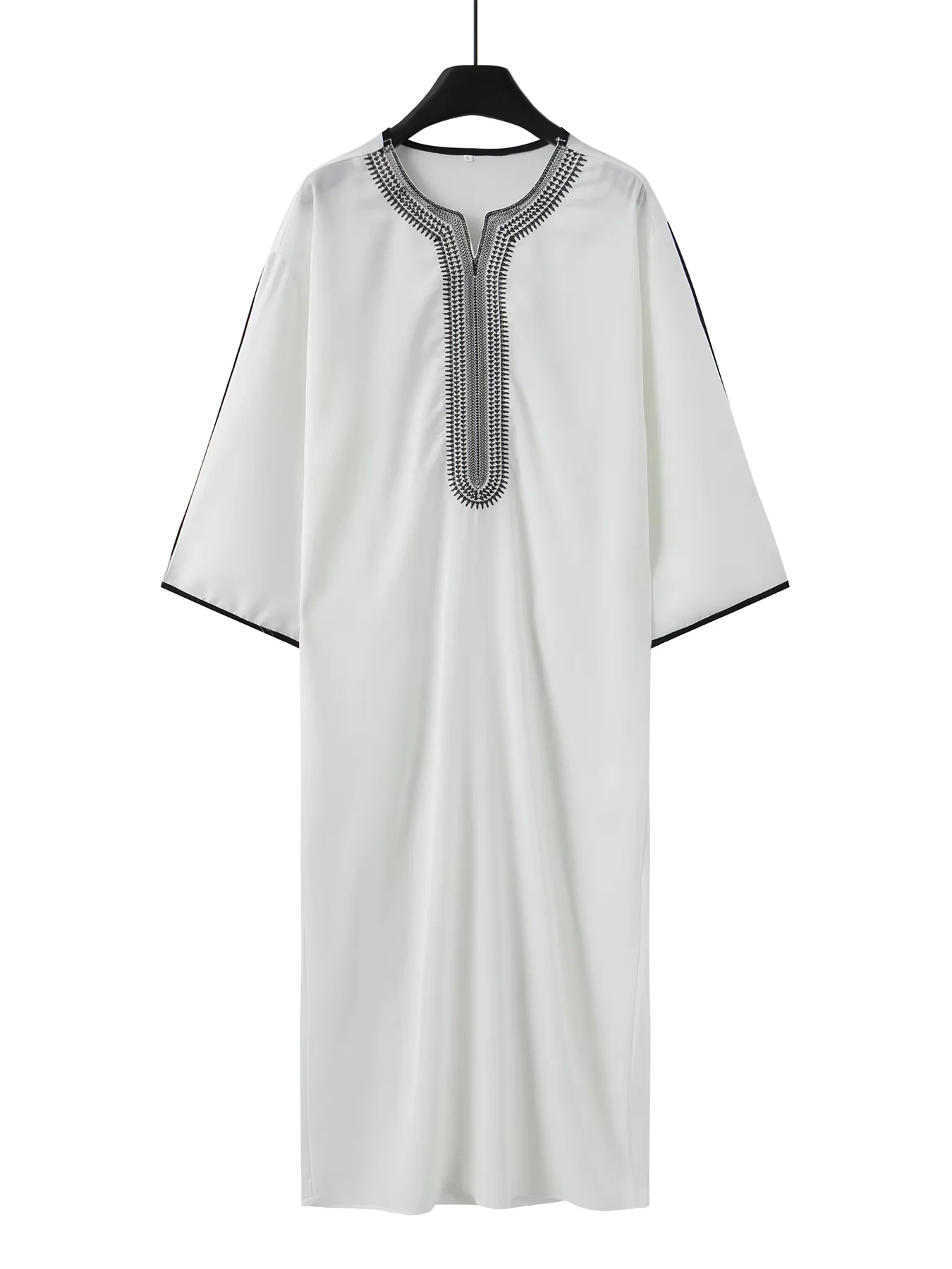 Traditional Middle Eastern Muslim Ethnic Style Men's Robe Eid al Fitr Clothing Round Neck Embroidered Men's Robe thumbnail 2
