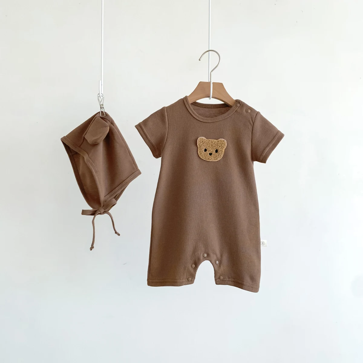 Baby jumpsuit summer waffle bear baby clothes baby short-sleeved jumpsuit, super cute summer outdoor clothes for boys and girls thumbnail 6