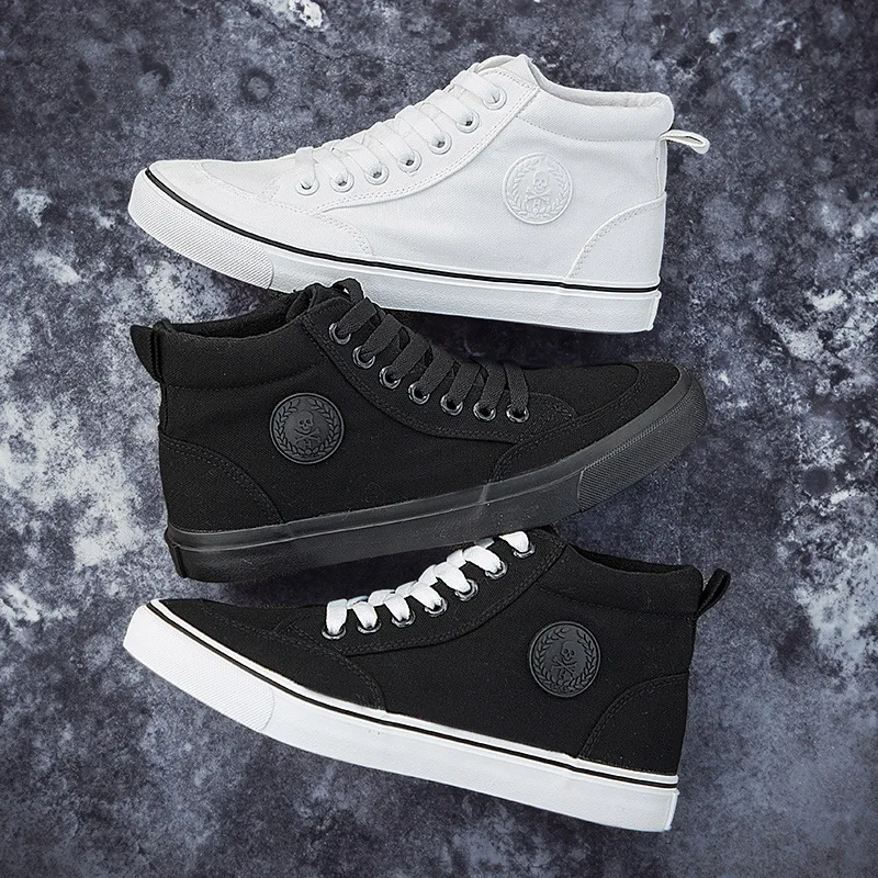 Men's High-Top Canvas Sneakers Slip-On Lace-Up Casual All-Black Basic Skate Shoes for Students Flat Sole Comfortable Sport Shoes