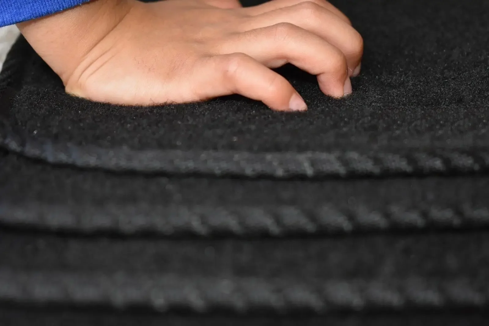 1pc Black Tailored Carpet Car Boot Liner Mat for Citroen C1 / Peugeot 107 / Toyota Aygo Car Trunk Carpet Interior Accessories thumbnail 6
