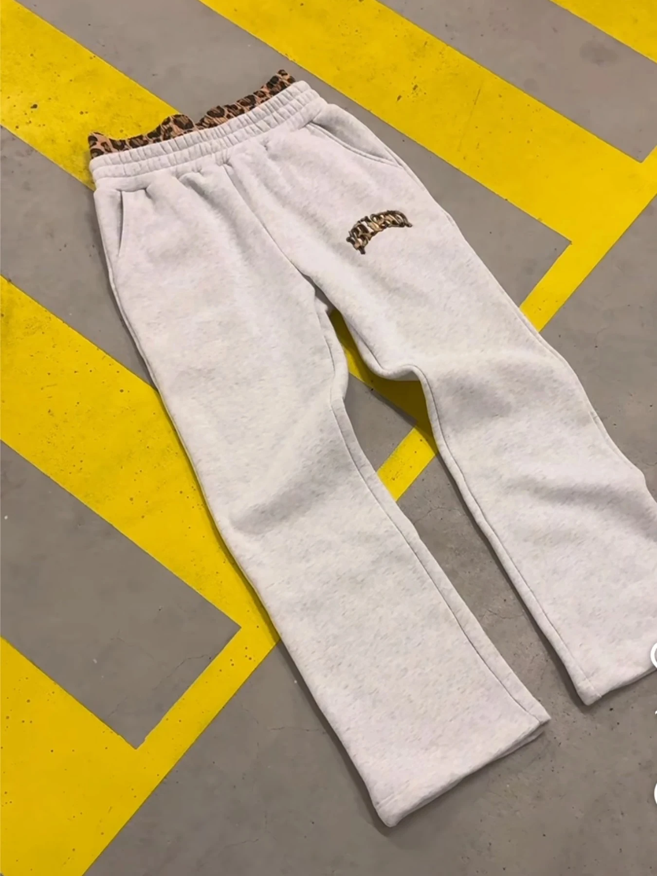 2025 new trendy high-quality cross-border leopard print casual sports men's and women's hooded sweatshirt pants thumbnail 5