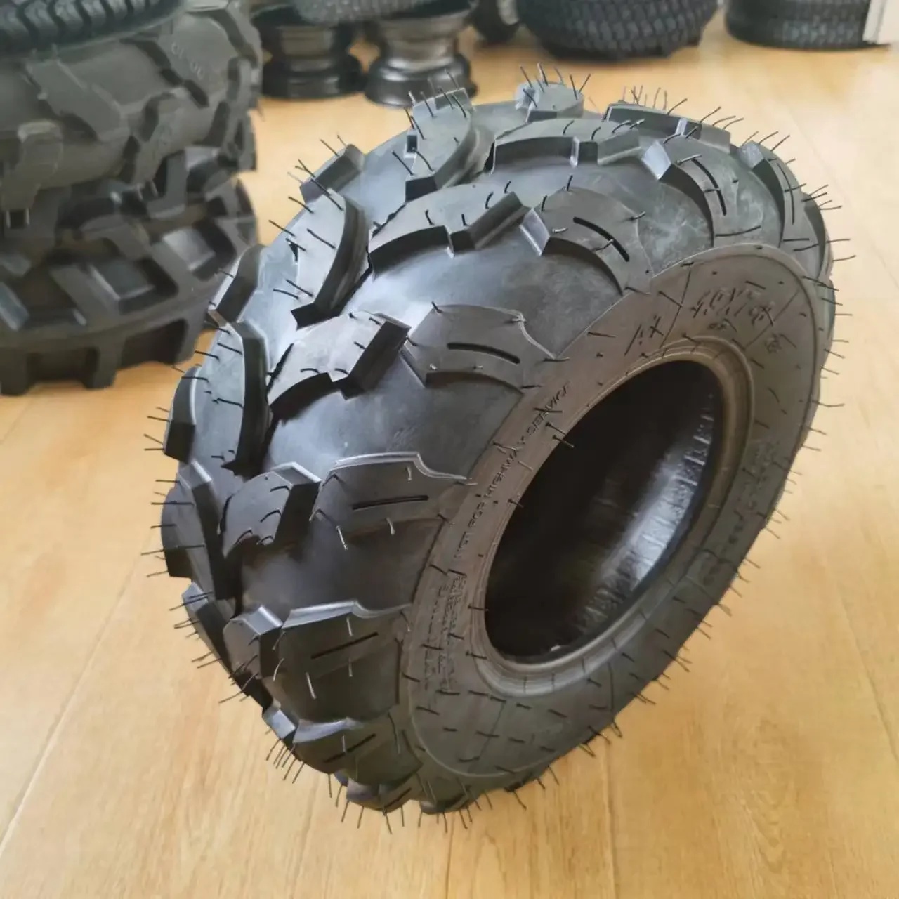 19x7.00-8 19x7-8 inch tire tubeless tire suitable for 150cc 250cc four-wheeler motorcycle front wheel tubeless tire