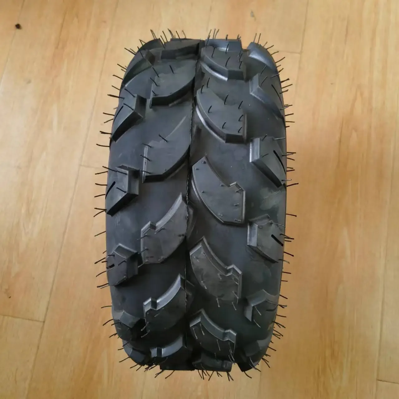 19x7.00-8 19x7-8 inch tire tubeless tire suitable for 150cc 250cc four-wheeler motorcycle front wheel tubeless tire thumbnail 5