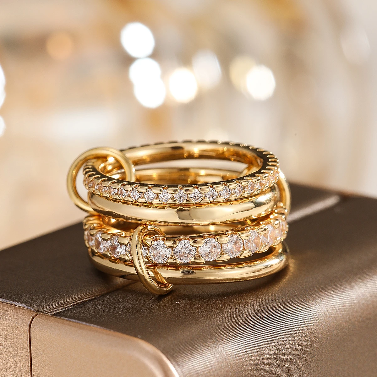 A Four-Ring Interlocking Ring With A Personalized Design Ins Style Suitable For Daily Wear And A Birthday Gift For Friends