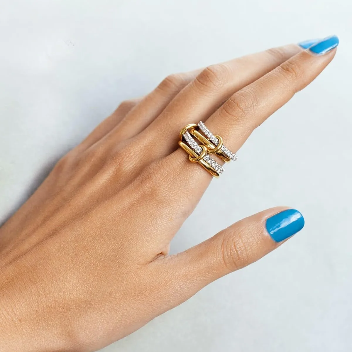 A Four-Ring Interlocking Ring With A Personalized Design Ins Style Suitable For Daily Wear And A Birthday Gift For Friends thumbnail 3