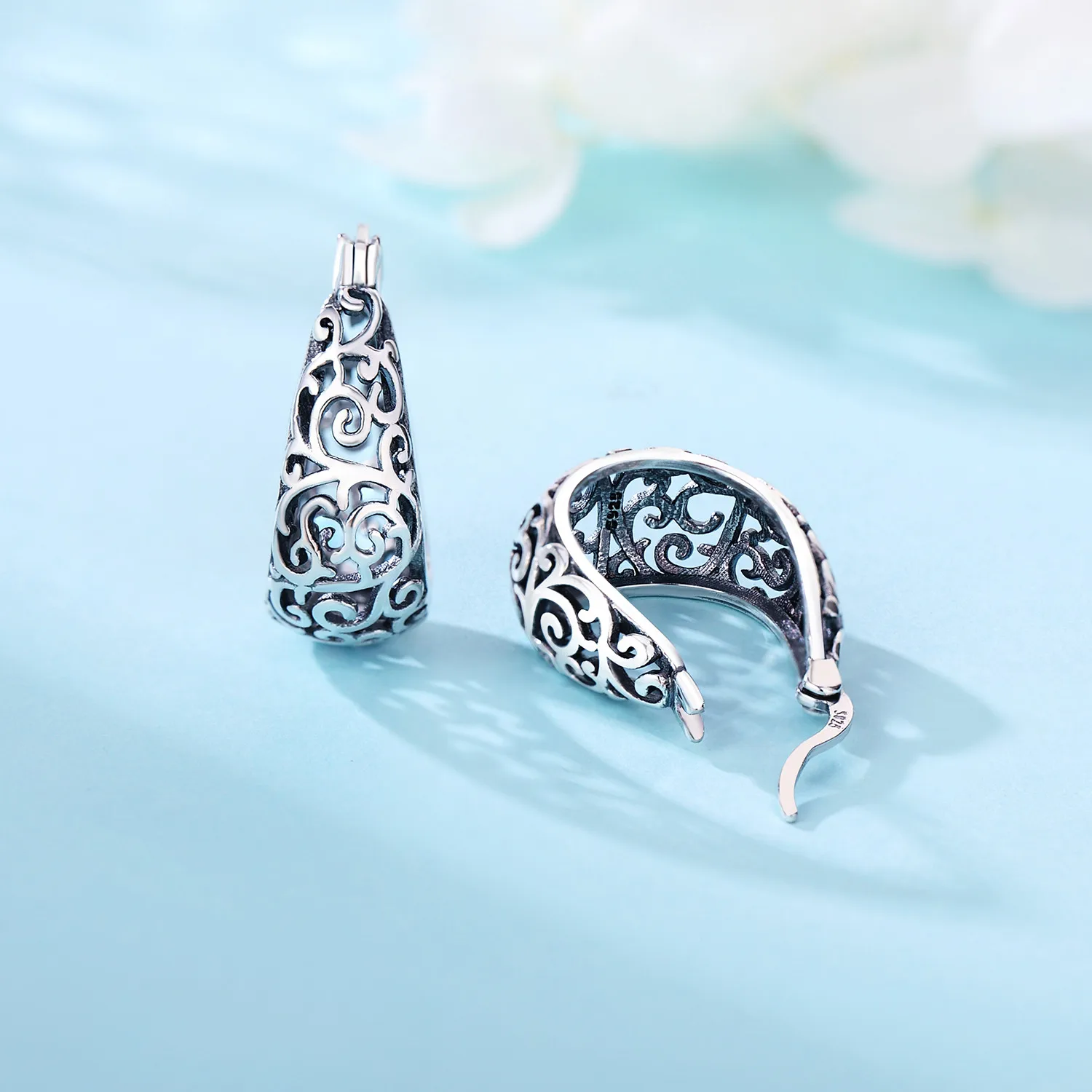 Original 925 Sterling Silver Classic Hollow-out Versatile Hoop Earrings for Women Fine Retro Jewelry Wedding Birthday Party Gift thumbnail 3