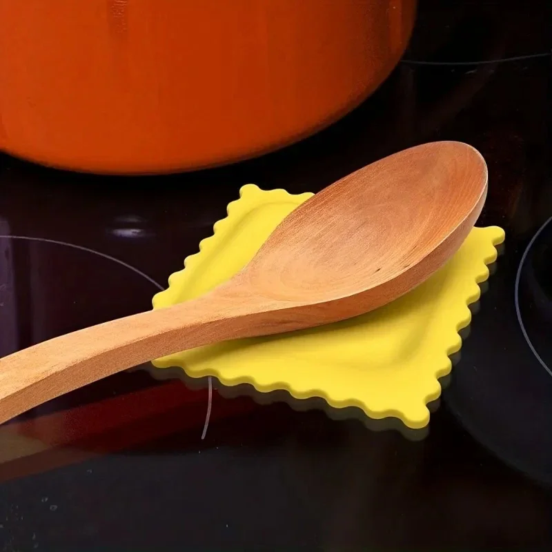 1pc Cute Cartoon Silicone Spoon Rest Heat-Resistant, Non-Slip Kitchen Counter Mat for Spoons & Ladles thumbnail 4