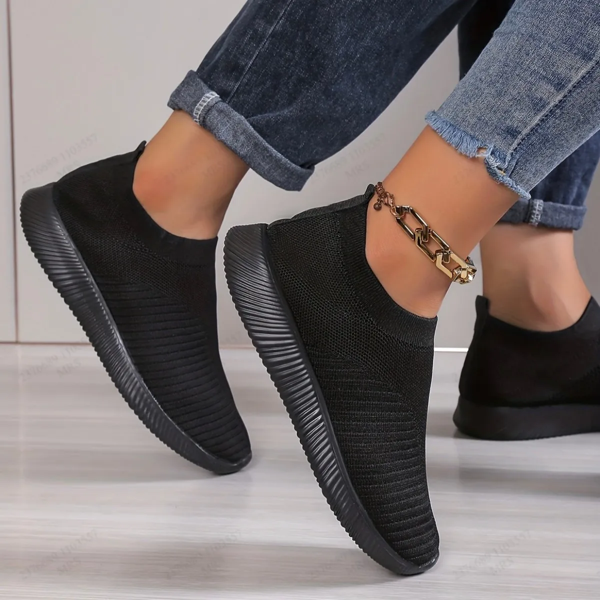 Women's Shoes Lightweight Breathable Mesh Slip-On Sneakers Black White Sport Running for Casual Party Fashion Ladies Shoes