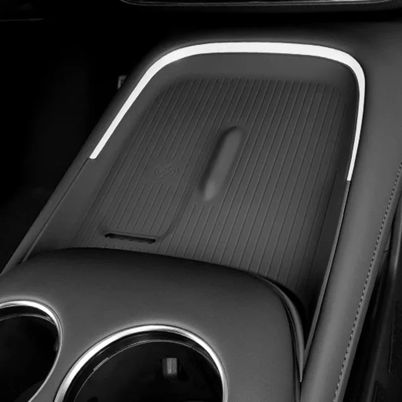 For Deepal S07 S7 2023 2024 2025 Car Center Control Wireless Charging Silicone Panel Silicone Anti-slip Mat Interior Accessories thumbnail 3