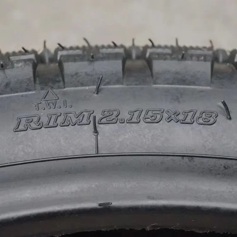 Hot sale 90/90-18 off-road vehicle Motorcycle vacuum tire 6-layer high-speed non-slip rear tire thumbnail 5