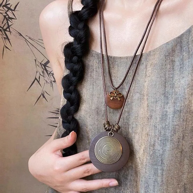 New Chinese Style Feather Leaf Pendant Necklace Vintage Ethnic Double Layered Long Wax Ropse Sweater Chain Jewelry Gift thumbnail 2