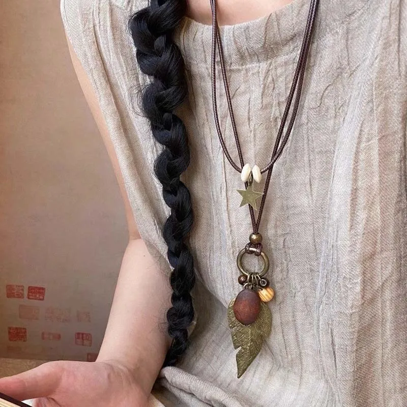 New Chinese Style Feather Leaf Pendant Necklace Vintage Ethnic Double Layered Long Wax Ropse Sweater Chain Jewelry Gift thumbnail 4