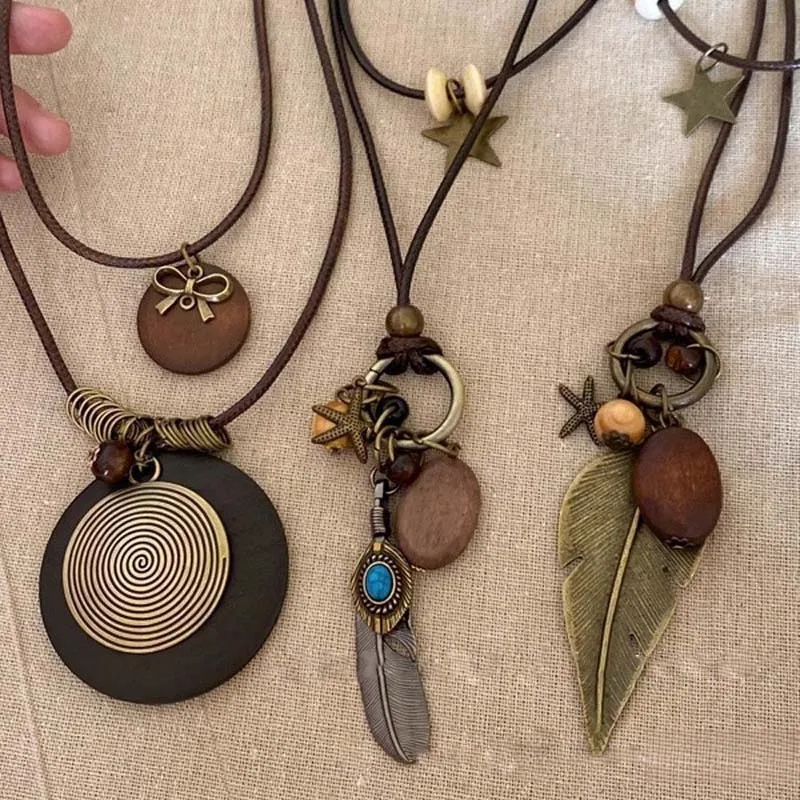 New Chinese Style Feather Leaf Pendant Necklace Vintage Ethnic Double Layered Long Wax Ropse Sweater Chain Jewelry Gift thumbnail 5