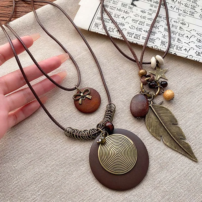 New Chinese Style Feather Leaf Pendant Necklace Vintage Ethnic Double Layered Long Wax Ropse Sweater Chain Jewelry Gift thumbnail 6