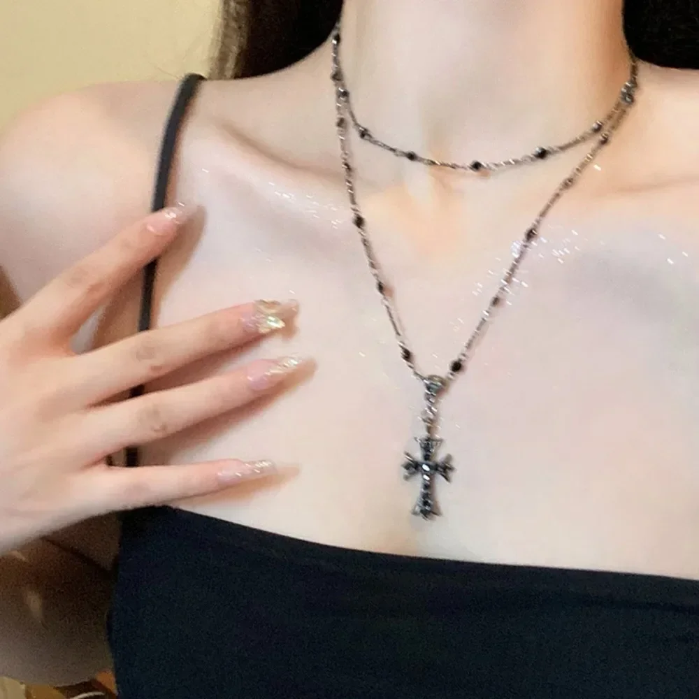 Cross Gothic Black Pendant Necklaces Chain with Pearl Fashion  for Women Jewelry thumbnail 2