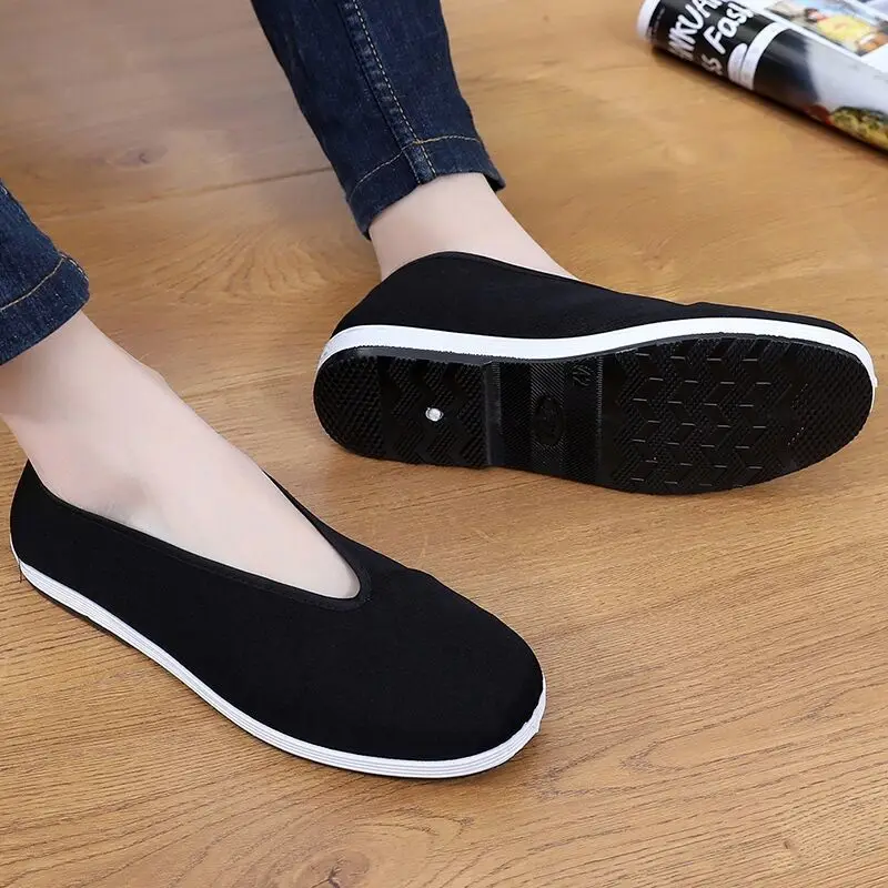 Chinese Traditional Martial Arts Shoes Men Kung Fu Wing Chun Tai-Chi Wushu Black Cloth Old Beijing Casual Shoes Sport Sneaker thumbnail 6