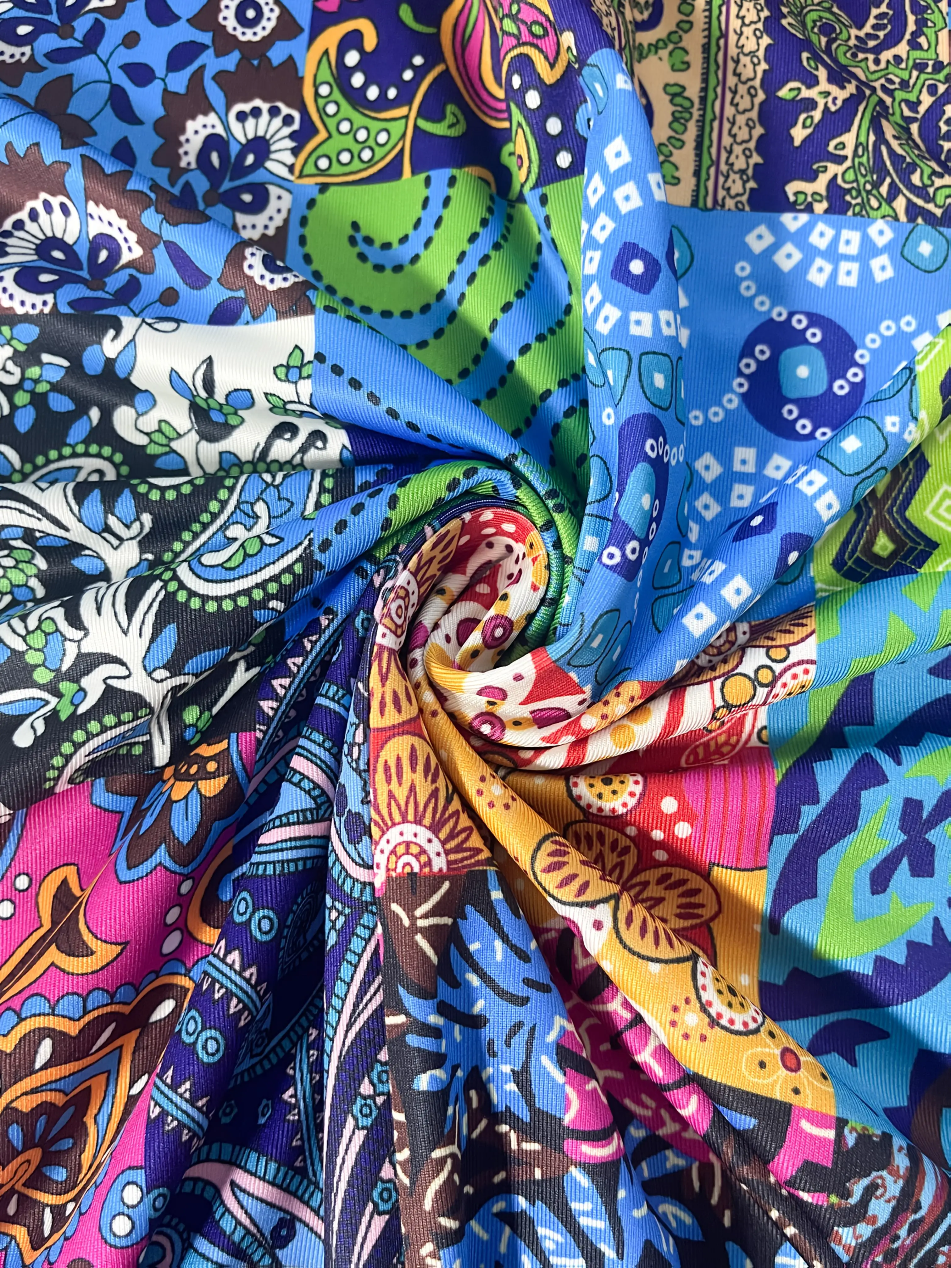 Women's Vibrant Paisley Pattern Sleeveless Jumpsuit for Spring/Summer Casual Wear thumbnail 3