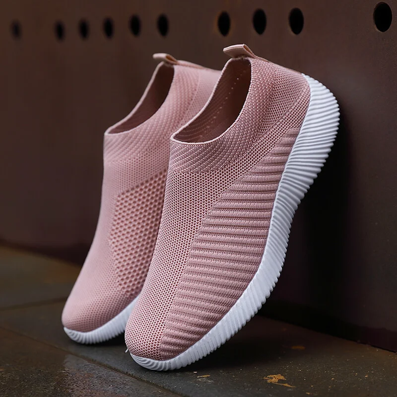 Summer Fashion Women Shoes Soft Outdoor Sneakers Lightweight Comfortable Women Slip On Ladies Loafers Walking Shoes For Woman