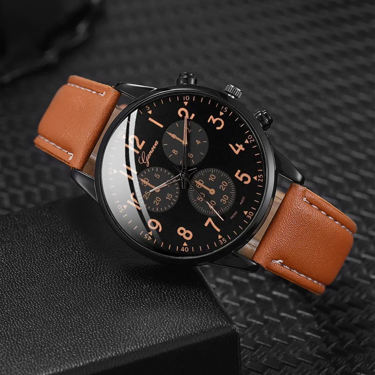 4Pcs/set Men's fashion Trend Brown PU leather quartz watch and bracelet set thumbnail 4