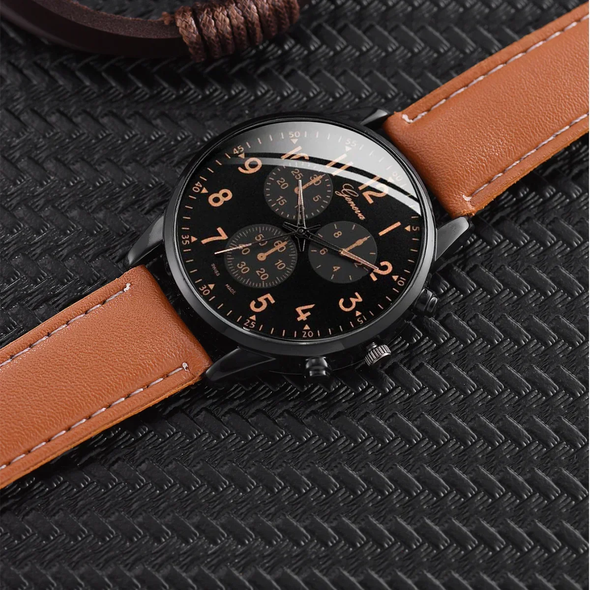 4Pcs/set Men's fashion Trend Brown PU leather quartz watch and bracelet set thumbnail 5