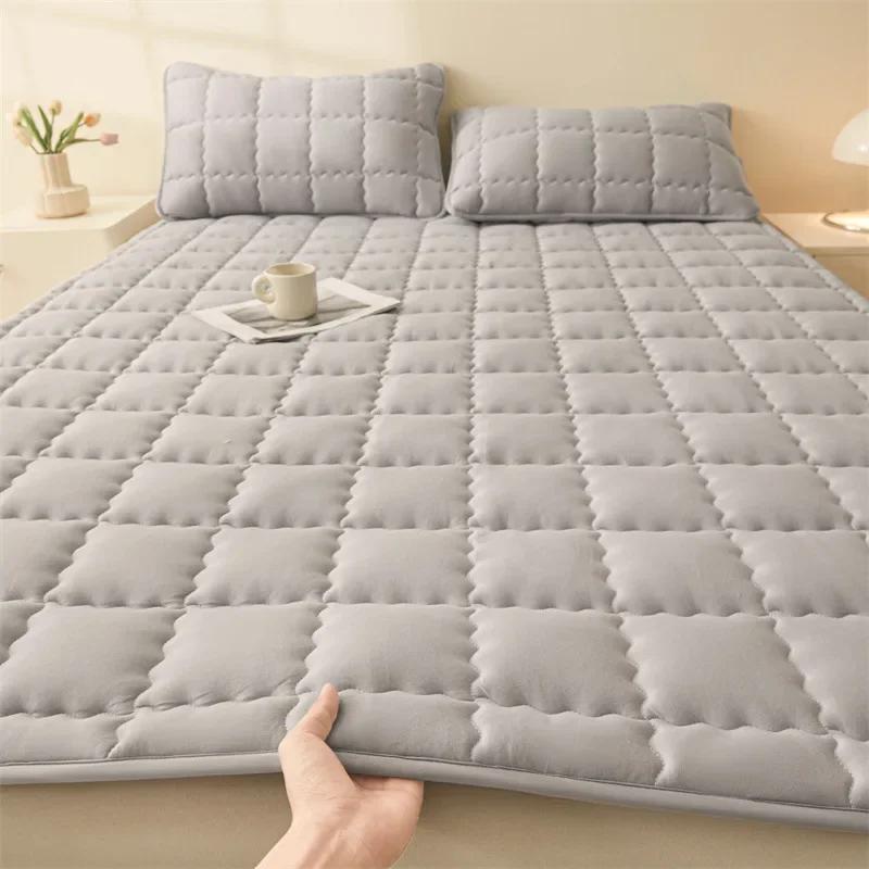 Class A skin-friendly abraded mattress, bed mattress padded mattress available in all seasons Solid color grid thumbnail 3