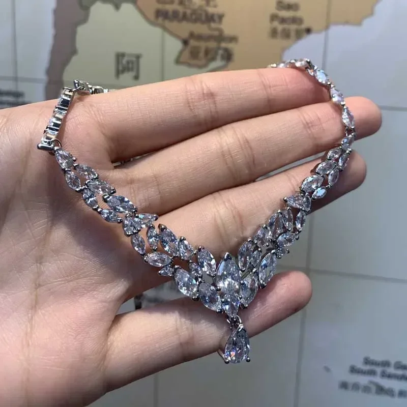 2026 High Quality Fine Anniversary Jewelry Sets Charm White Geometric Crystal Fashion Necklaces Earrings Romantic Gift for Women thumbnail 3