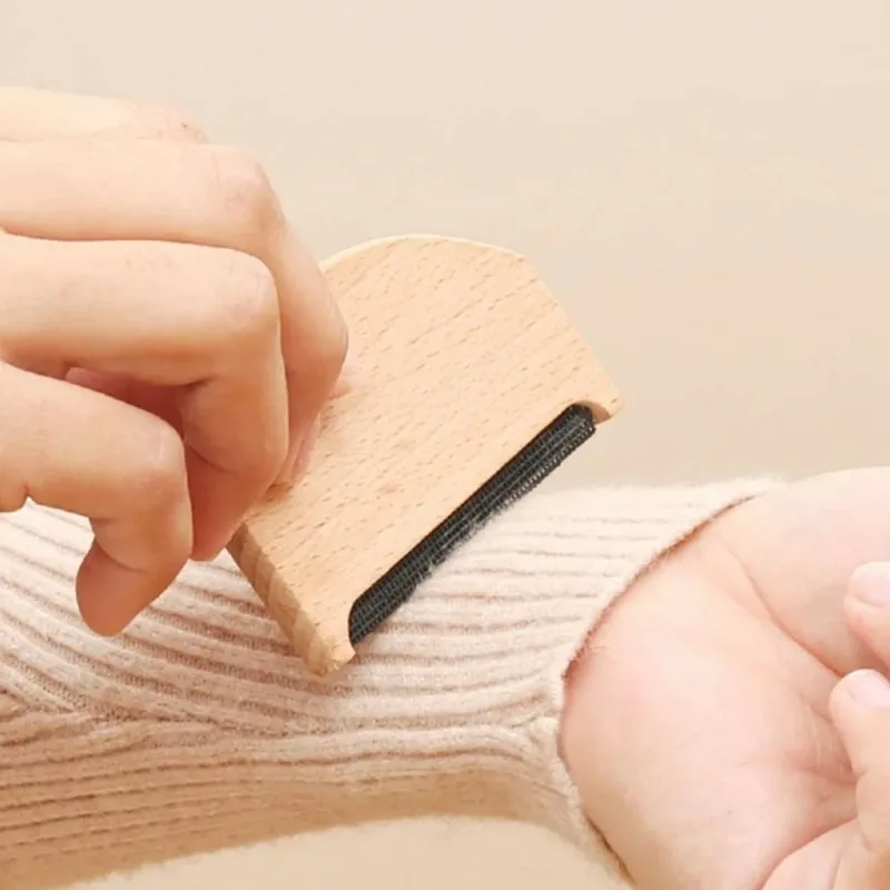 Cashmere Sweater Clothes Fluff Fabric Shaver Pilling To Pompom Lint Fur Remover Wooden Epilator Portable Cleaning Comb Brush thumbnail 2