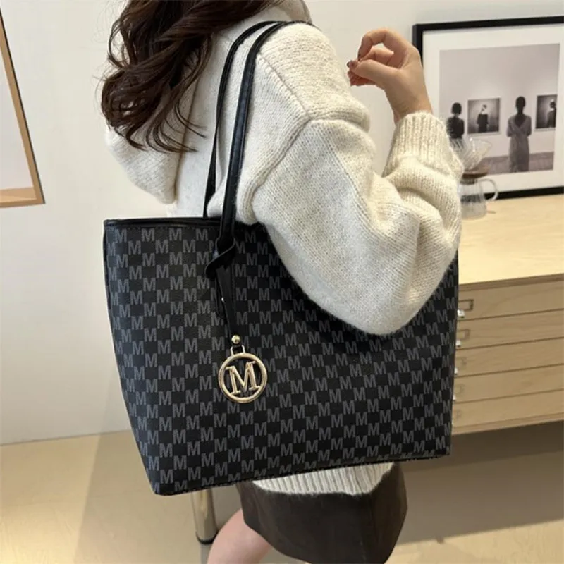 Stylish Tote Bag, Vintage Handbag, Large Underarm Shoulder Bag for Women Suitable for Daily Use, Work, Outdoor, Travel, Shopping thumbnail 6